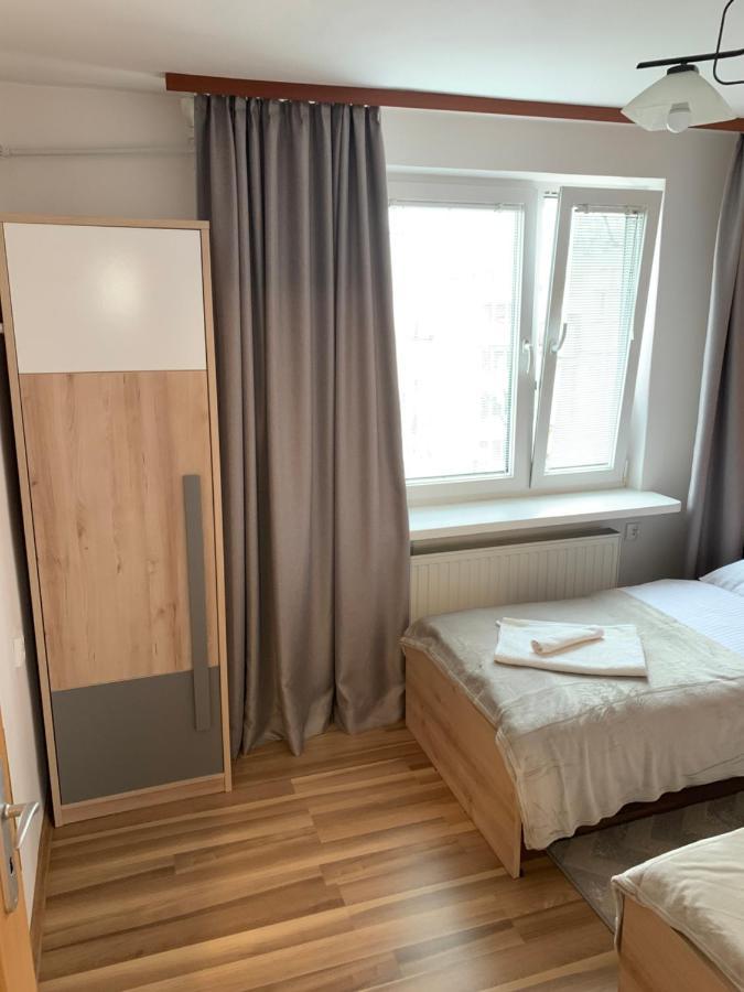Apartament Praski 5 Minut Od Metra I Starego Miasta Spacerem Do Zoo I Konesera Warschau Exterior foto